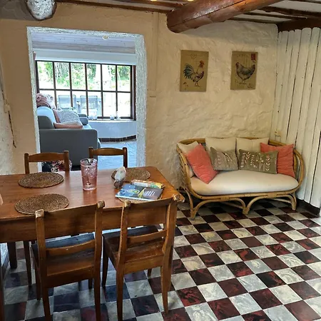 Little Roua Ardenne 4 Pers Holiday home *