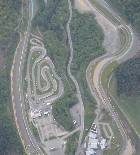 Little Roua Ardenne 4 Pers 度假居 *